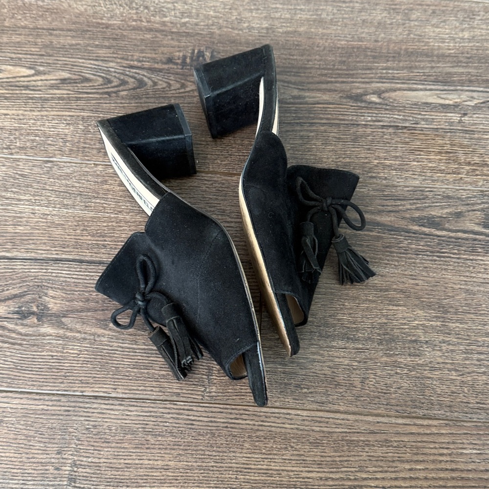 Karl Lagerfeld Paris Holly Black Suede Tassel Mule Heels 7.5 - Picture 7 of 8